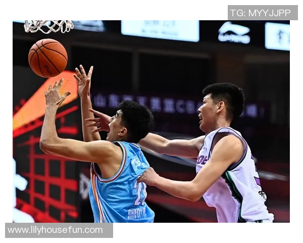 新疆队26号球员鲁吐布拉成为球队进攻核心，展现出色表现